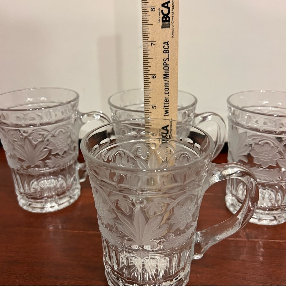 Vintage Set Of 4  MIKASA "Trellis Floral" Frosted Cut Glass Crystal Mugs NWT - Picture 8 of 11